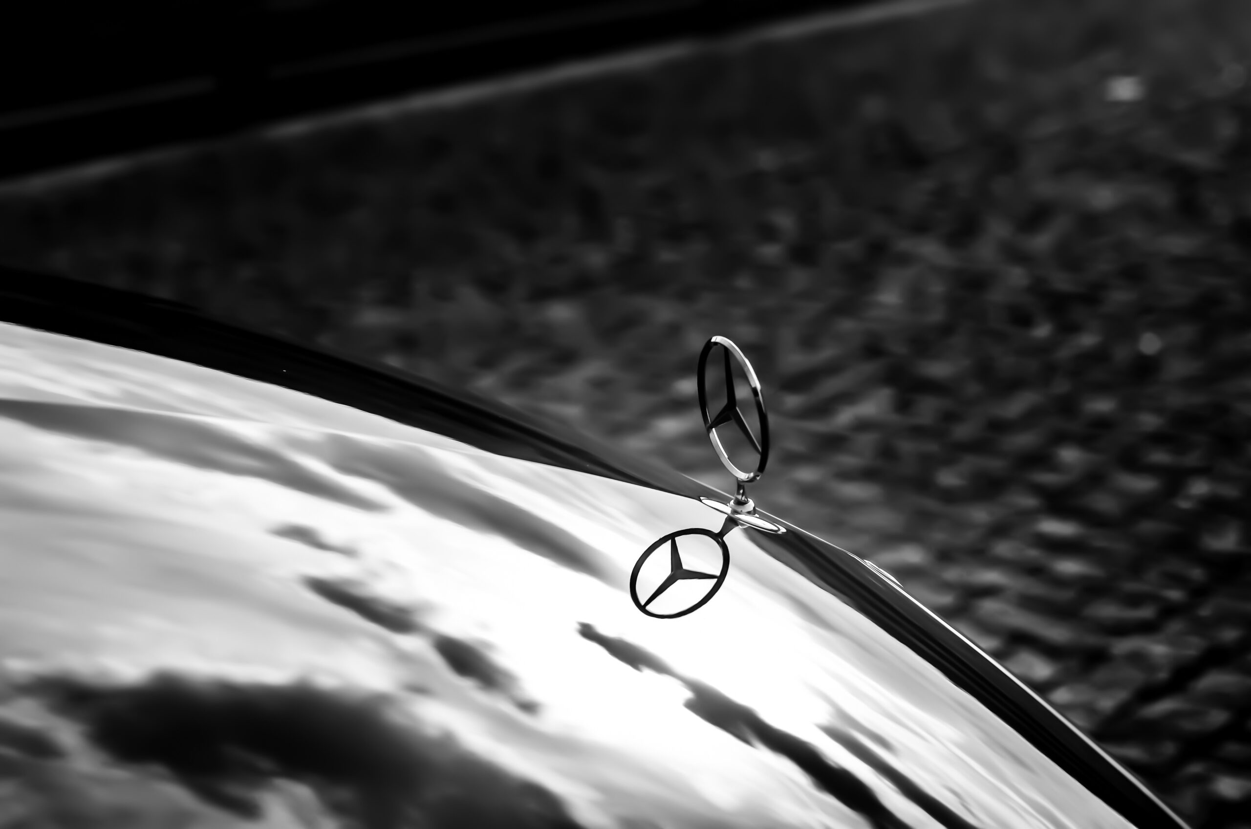 You are currently viewing Daimler zahlt Mitarbeitern 1.000 Euro Corona-Prämie – während der harte Sparkurs Tausende Stellen vernichtet